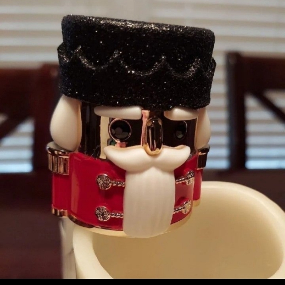 NUTCRACKER Wallflowers Fragrance Plug BNWT SO RETIRED 1 LEFT!